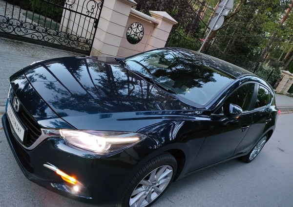Mazda 3 cena 64444 przebieg: 123400, rok produkcji 2019 z Żyrardów małe 781
